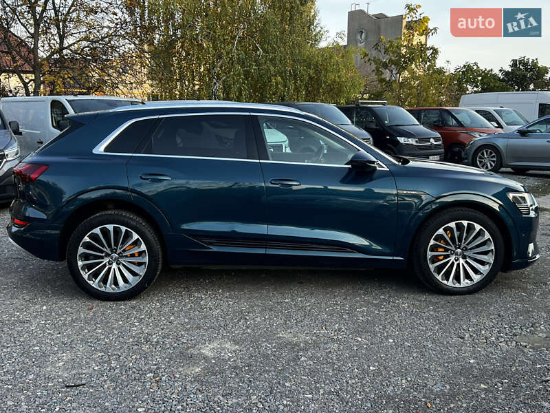 Audi e-tron 2019