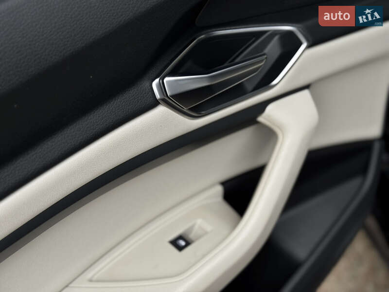 Позашляховик / Кросовер Audi e-tron 2020 в Житомирі фото 47 Позашляховик / Кросовер Audi e-tron 2020 в Житомирі