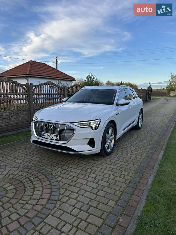 Позашляховик / Кросовер Audi e-tron 2019 в Львові фото 8 Позашляховик / Кросовер Audi e-tron 2019 в Львові