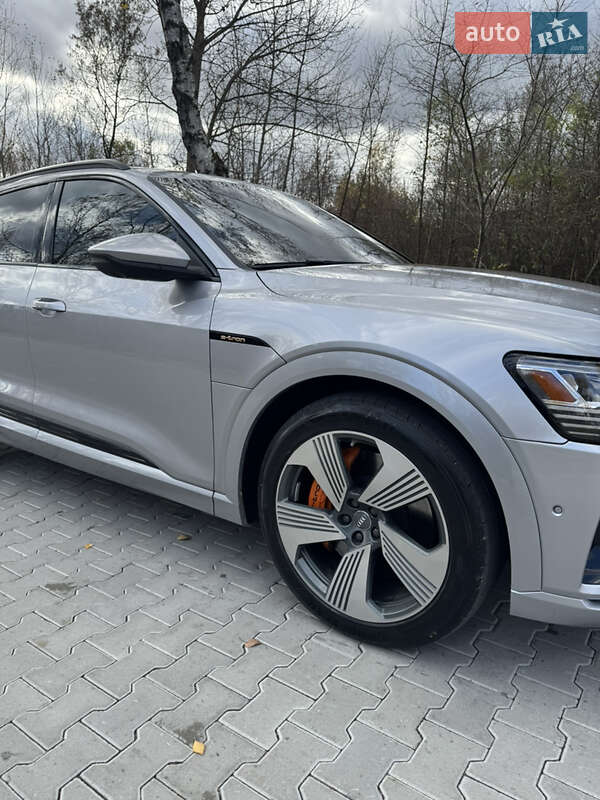Позашляховик / Кросовер Audi e-tron 2022 в Львові фото 25 Позашляховик / Кросовер Audi e-tron 2022 в Львові