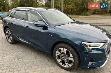 Позашляховик / Кросовер Audi e-tron 2020 в Дніпрі