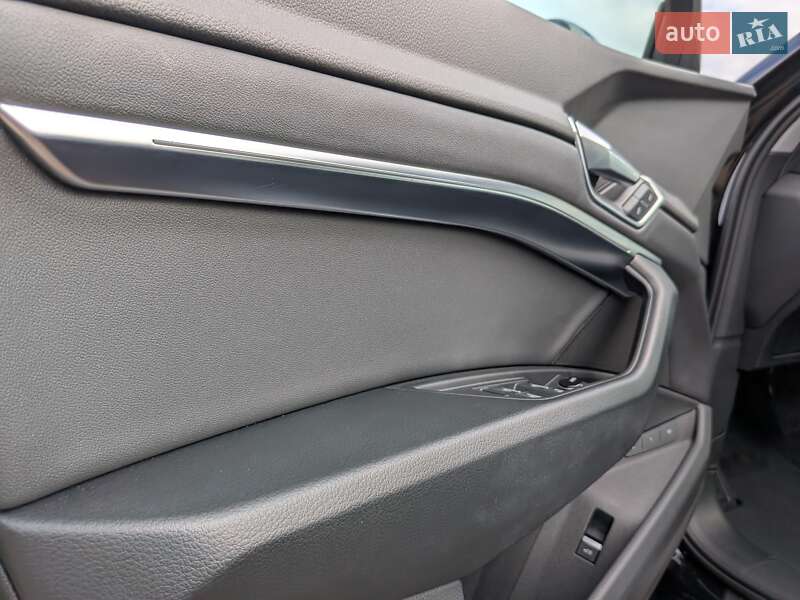 Позашляховик / Кросовер Audi e-tron 2022 в Луцьку фото 27 Позашляховик / Кросовер Audi e-tron 2022 в Луцьку
