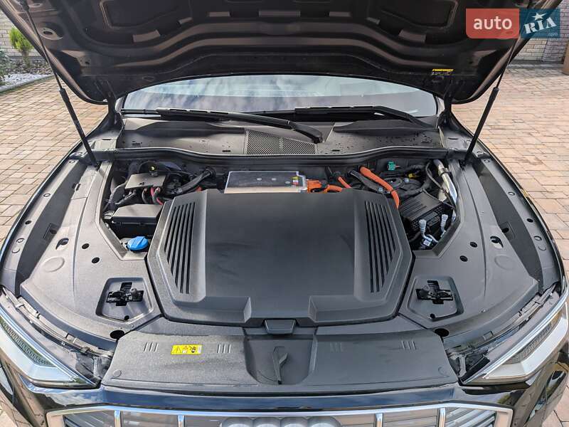 Позашляховик / Кросовер Audi e-tron 2022 в Луцьку фото 76 Позашляховик / Кросовер Audi e-tron 2022 в Луцьку