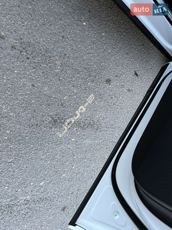 Позашляховик / Кросовер Audi e-tron 2020 в Львові фото 76 Позашляховик / Кросовер Audi e-tron 2020 в Львові