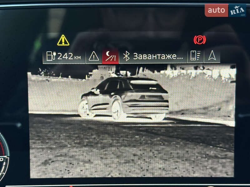Позашляховик / Кросовер Audi e-tron 2020 в Львові фото 94 Позашляховик / Кросовер Audi e-tron 2020 в Львові