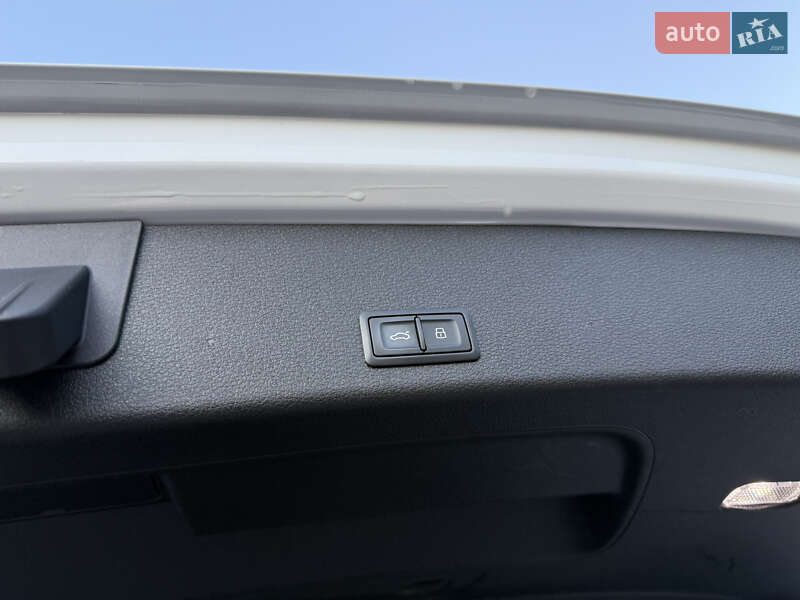 Позашляховик / Кросовер Audi e-tron 2020 в Львові фото 99 Позашляховик / Кросовер Audi e-tron 2020 в Львові