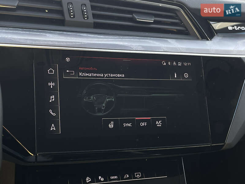 Позашляховик / Кросовер Audi e-tron 2022 в Луцьку
