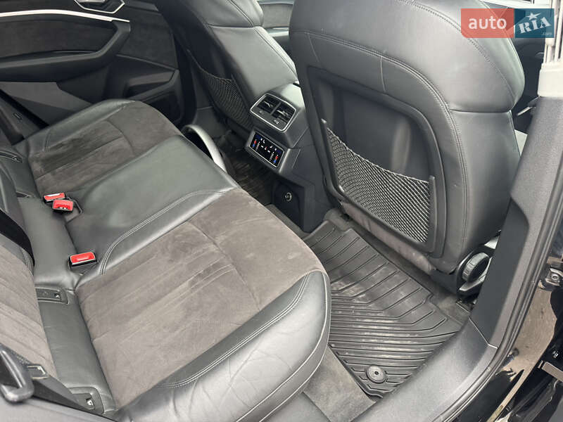 Позашляховик / Кросовер Audi e-tron 2019 в Одесі