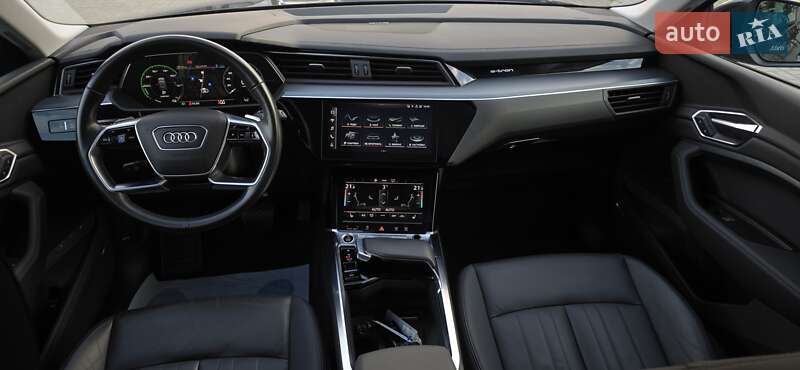 Внедорожник / Кроссовер Audi e-tron 2021 в Тернополе фото 49 Внедорожник / Кроссовер Audi e-tron 2021 в Тернополе