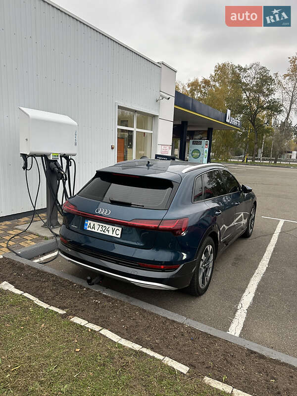 Позашляховик / Кросовер Audi e-tron 2019 в Харкові фото 2 Позашляховик / Кросовер Audi e-tron 2019 в Харкові