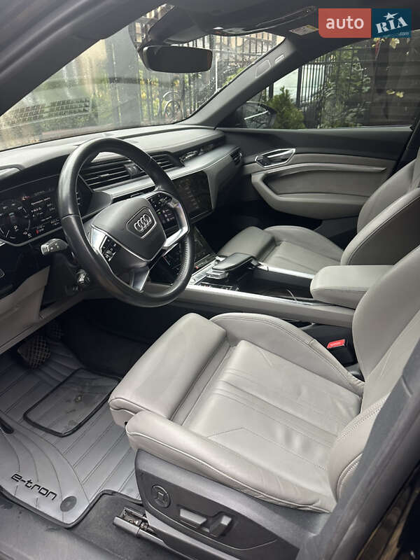 Позашляховик / Кросовер Audi e-tron 2019 в Ірпені фото 9 Позашляховик / Кросовер Audi e-tron 2019 в Ірпені