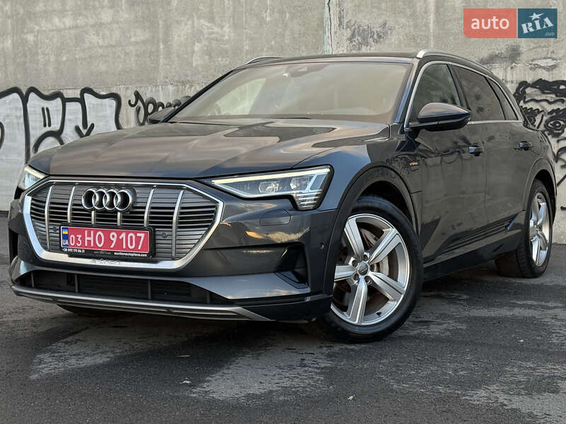 Позашляховик / Кросовер Audi e-tron 2020 в Львові фото 7 Позашляховик / Кросовер Audi e-tron 2020 в Львові