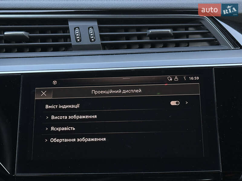 Позашляховик / Кросовер Audi e-tron 2020 в Львові фото 46 Позашляховик / Кросовер Audi e-tron 2020 в Львові