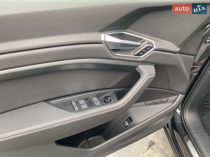 Внедорожник / Кроссовер Audi e-tron 2020 в Луцке