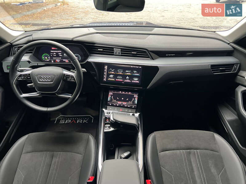 Внедорожник / Кроссовер Audi e-tron 2022 в Днепре