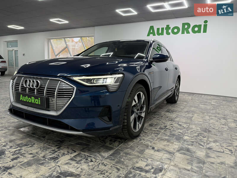 Позашляховик / Кросовер Audi e-tron 2019 в Одесі