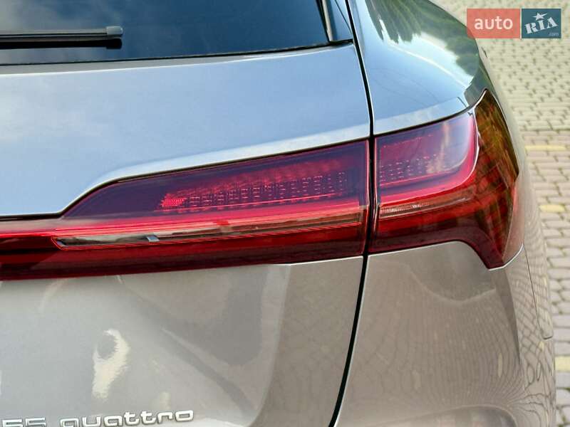 Позашляховик / Кросовер Audi e-tron 2019 в Рівному