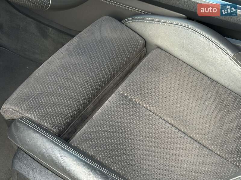 Позашляховик / Кросовер Audi e-tron 2019 в Рівному