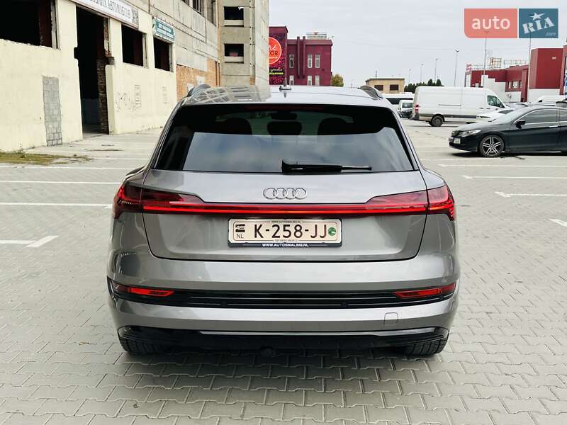 Позашляховик / Кросовер Audi e-tron 2021 в Тернополі фото 12 Позашляховик / Кросовер Audi e-tron 2021 в Тернополі