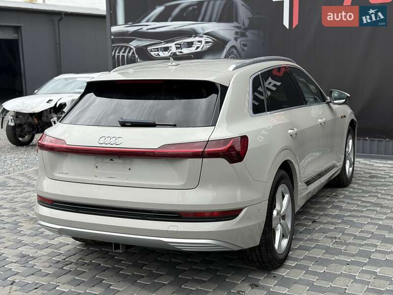 Позашляховик / Кросовер Audi e-tron 2019 в Львові