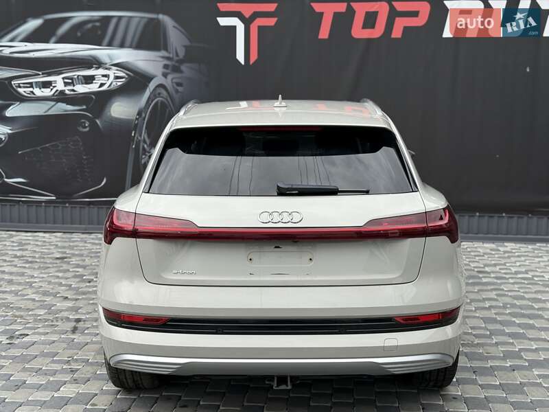 Позашляховик / Кросовер Audi e-tron 2019 в Львові