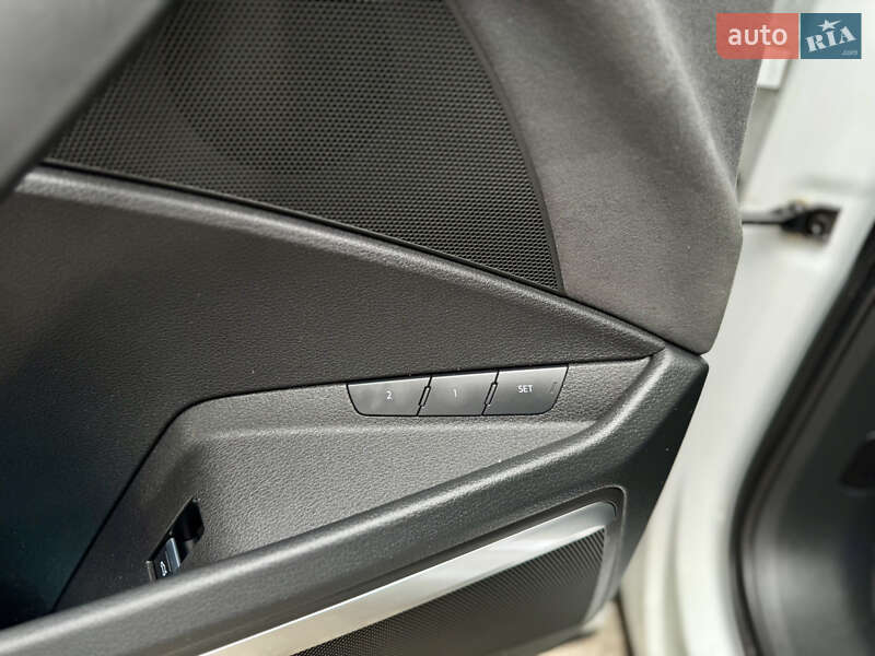 Позашляховик / Кросовер Audi e-tron 2021 в Ужгороді фото 30 Позашляховик / Кросовер Audi e-tron 2021 в Ужгороді