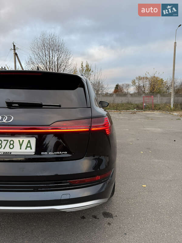 Позашляховик / Кросовер Audi e-tron 2022 в Бердичеві