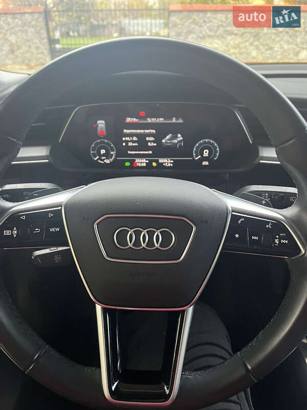 Позашляховик / Кросовер Audi e-tron 2022 в Старокостянтинові