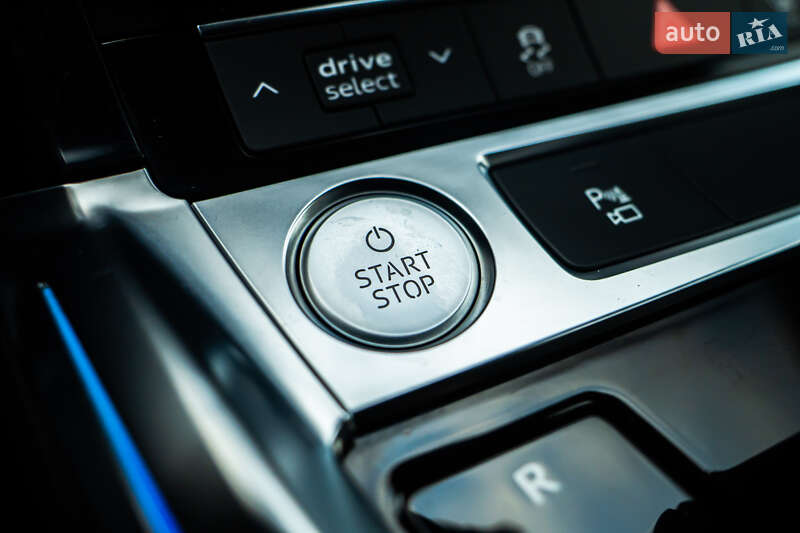 Позашляховик / Кросовер Audi e-tron 2019 в Луцьку