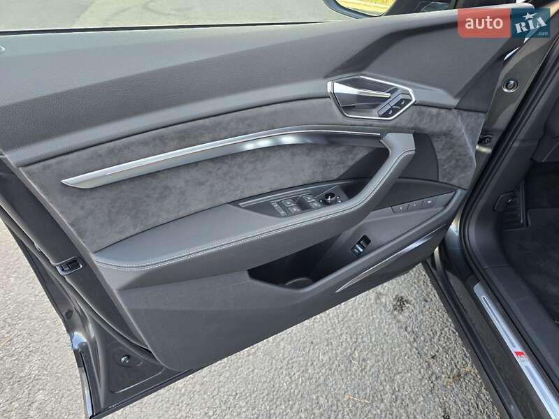 Позашляховик / Кросовер Audi e-tron 2020 в Ковелі фото 34 Позашляховик / Кросовер Audi e-tron 2020 в Ковелі