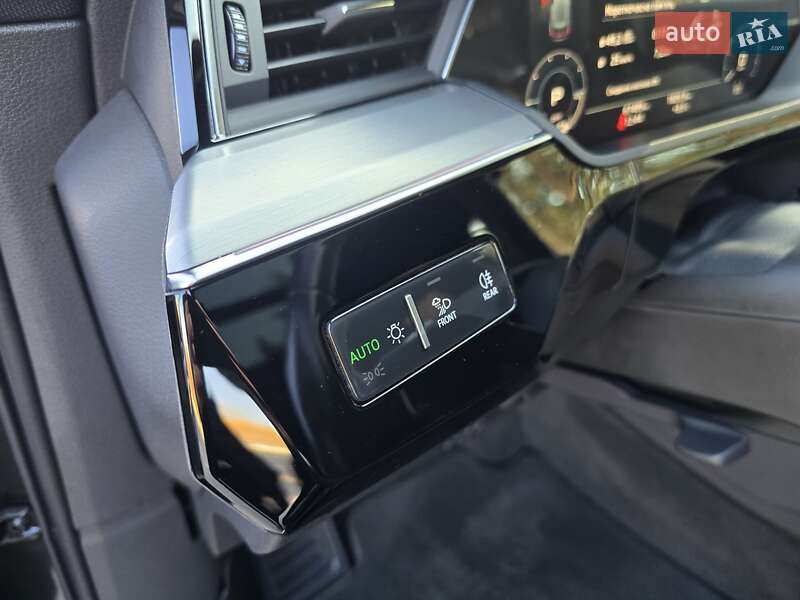 Позашляховик / Кросовер Audi e-tron 2020 в Ковелі фото 49 Позашляховик / Кросовер Audi e-tron 2020 в Ковелі
