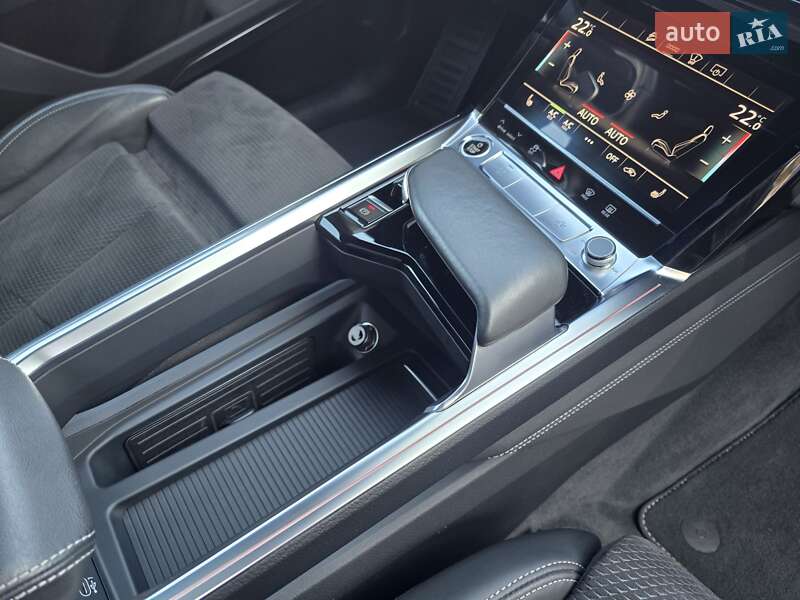 Позашляховик / Кросовер Audi e-tron 2020 в Ковелі фото 69 Позашляховик / Кросовер Audi e-tron 2020 в Ковелі