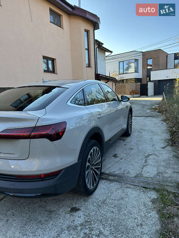 Позашляховик / Кросовер Audi e-tron 2020 в Львові фото 10 Позашляховик / Кросовер Audi e-tron 2020 в Львові