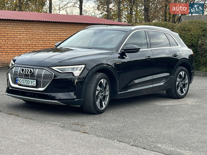 Позашляховик / Кросовер Audi e-tron 2018 в Тернополі фото 3 Позашляховик / Кросовер Audi e-tron 2018 в Тернополі