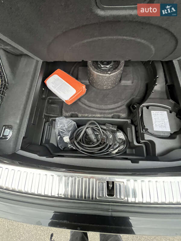 Позашляховик / Кросовер Audi e-tron 2018 в Тернополі фото 18 Позашляховик / Кросовер Audi e-tron 2018 в Тернополі