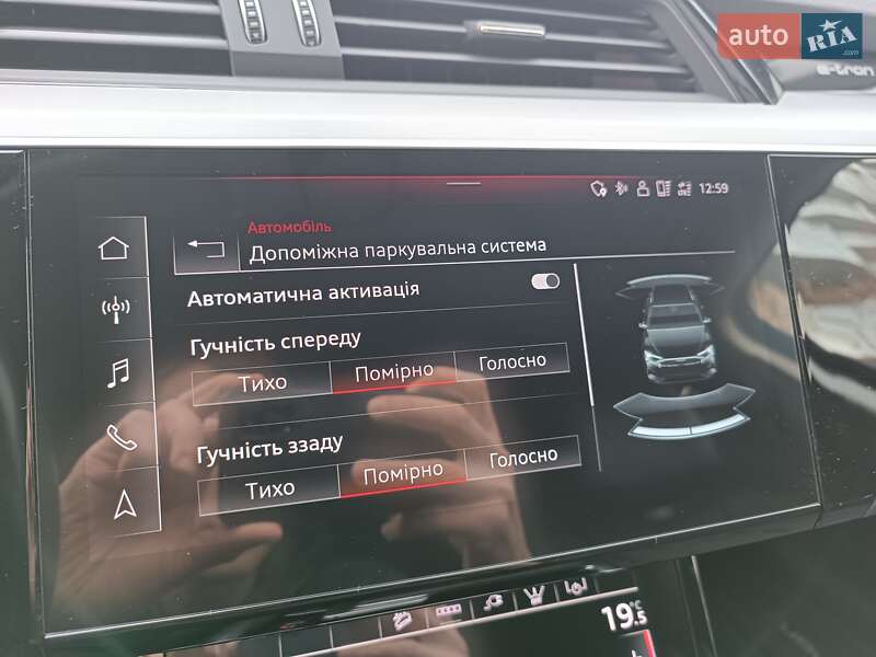 Внедорожник / Кроссовер Audi e-tron 2022 в Киеве