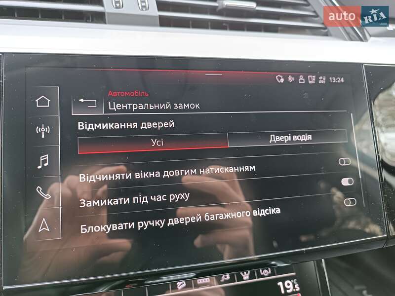 Внедорожник / Кроссовер Audi e-tron 2022 в Киеве