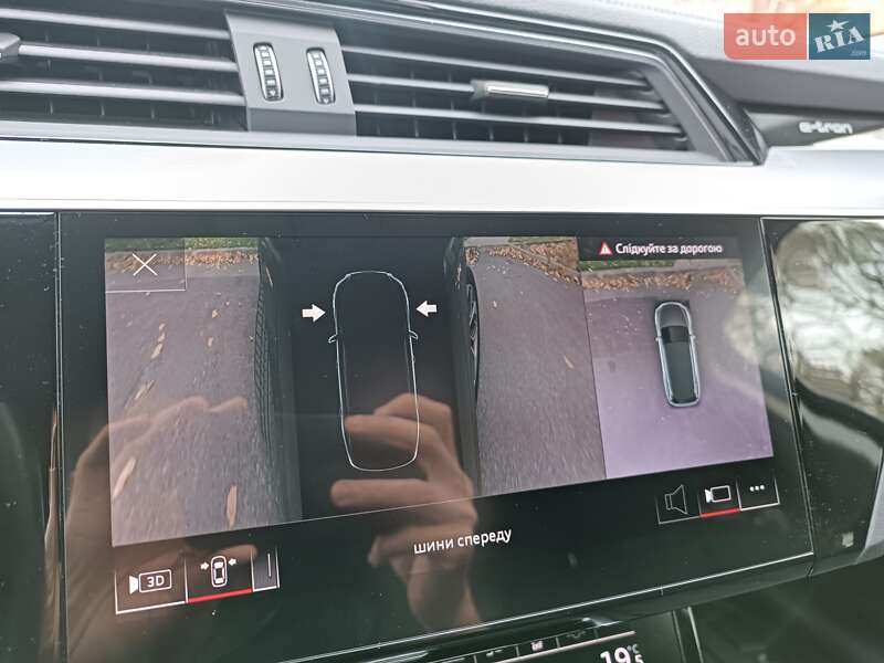 Внедорожник / Кроссовер Audi e-tron 2022 в Киеве