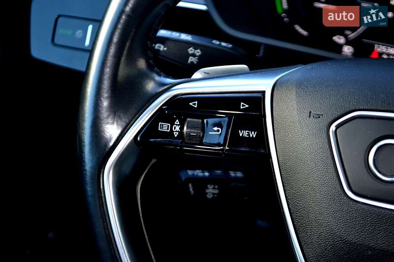 Позашляховик / Кросовер Audi e-tron 2020 в Хмельницькому фото 128 Позашляховик / Кросовер Audi e-tron 2020 в Хмельницькому
