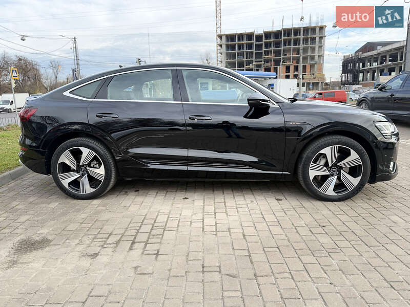 Позашляховик / Кросовер Audi e-tron 2021 в Львові фото 11 Позашляховик / Кросовер Audi e-tron 2021 в Львові