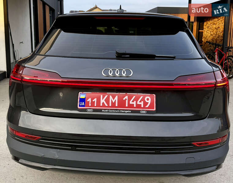 Внедорожник / Кроссовер Audi e-tron 2020 в Киеве фото 13 Внедорожник / Кроссовер Audi e-tron 2020 в Киеве