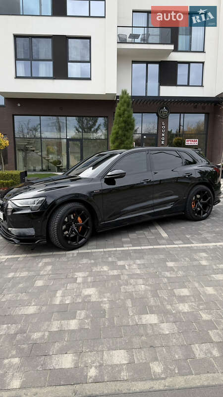 Внедорожник / Кроссовер Audi e-tron 2022 в Ужгороде фото 2 Внедорожник / Кроссовер Audi e-tron 2022 в Ужгороде