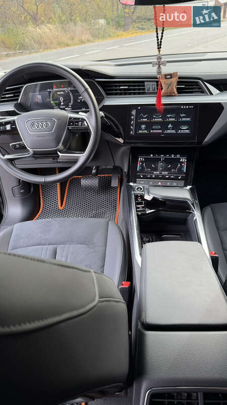 Внедорожник / Кроссовер Audi e-tron 2022 в Ужгороде фото 20 Внедорожник / Кроссовер Audi e-tron 2022 в Ужгороде