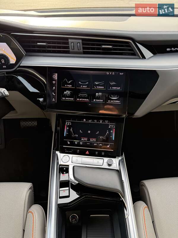 Внедорожник / Кроссовер Audi e-tron 2019 в Львове фото 39 Внедорожник / Кроссовер Audi e-tron 2019 в Львове