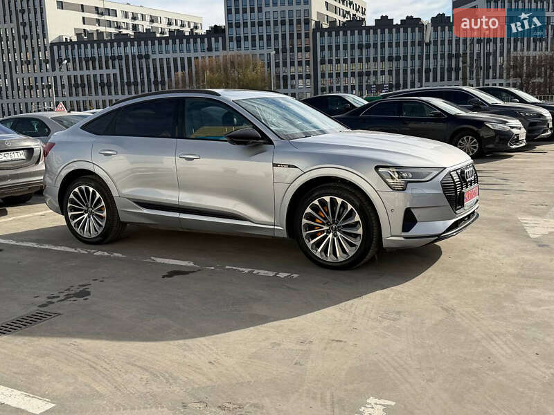 Внедорожник / Кроссовер Audi e-tron 2021 в Дрогобыче