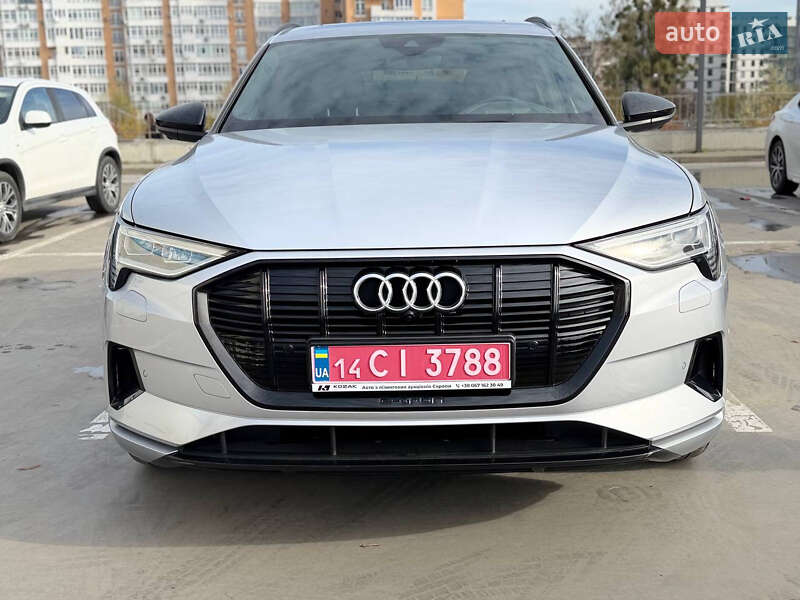 Внедорожник / Кроссовер Audi e-tron 2021 в Дрогобыче