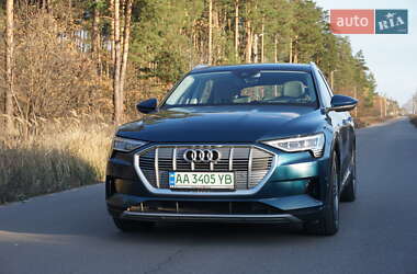 Внедорожник / Кроссовер Audi e-tron 2020 в Киеве