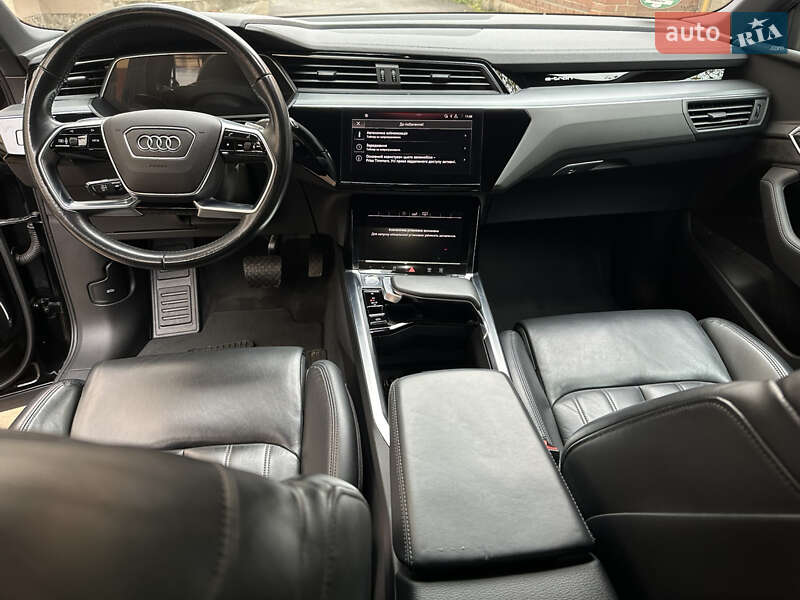 Позашляховик / Кросовер Audi e-tron 2019 в Івано-Франківську