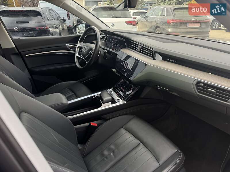 Внедорожник / Кроссовер Audi e-tron 2021 в Черновцах