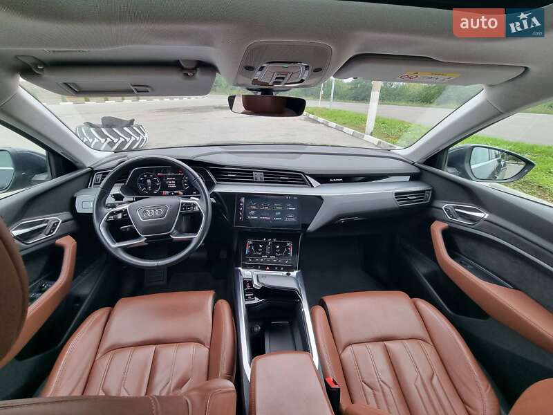 Позашляховик / Кросовер Audi e-tron 2020 в Чернівцях